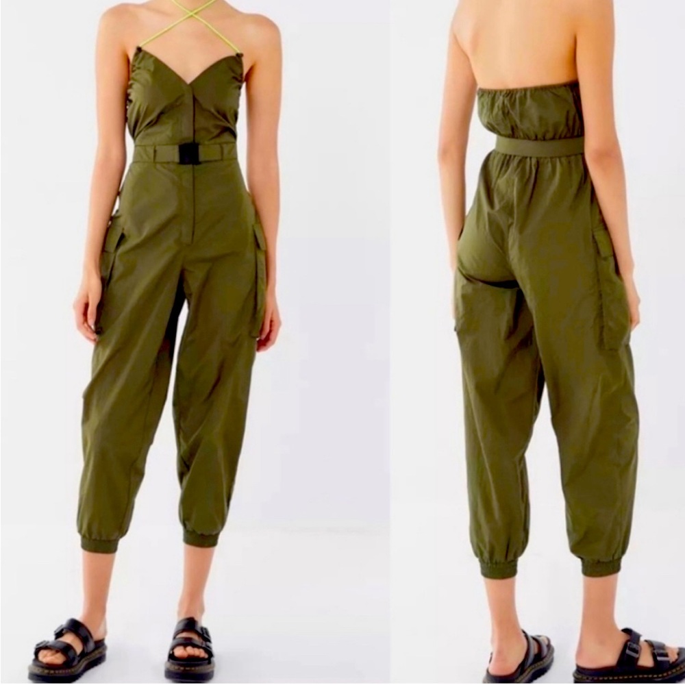 Urban Outfitters size small